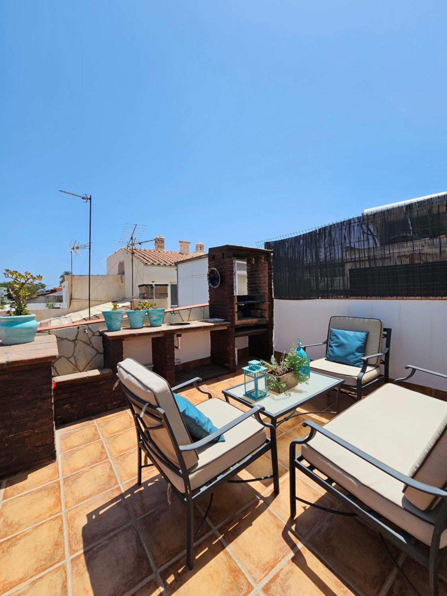 Апартаменты Pedregalejo Beach House Малага Экстерьер фото